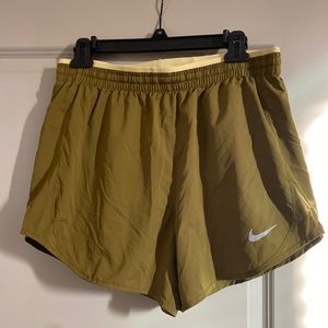 Nike Women’s running short